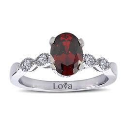 Pırlantalı Oval Garnet Yüzük